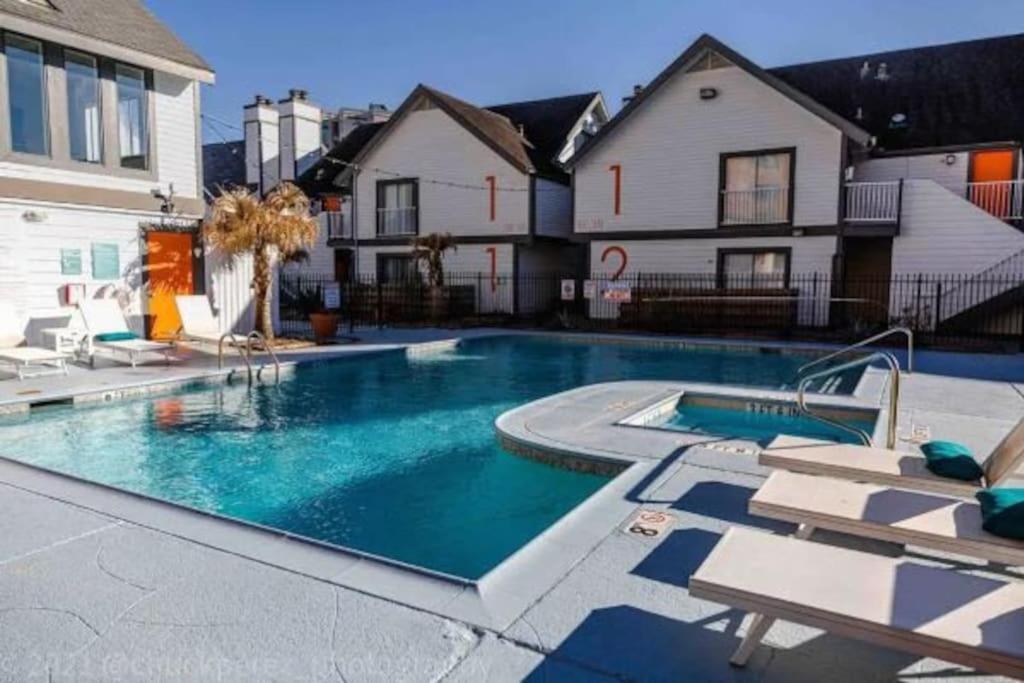 Lux Suite /King Bed /Free Parking/Pool/First Floor هيوستن المظهر الخارجي الصورة